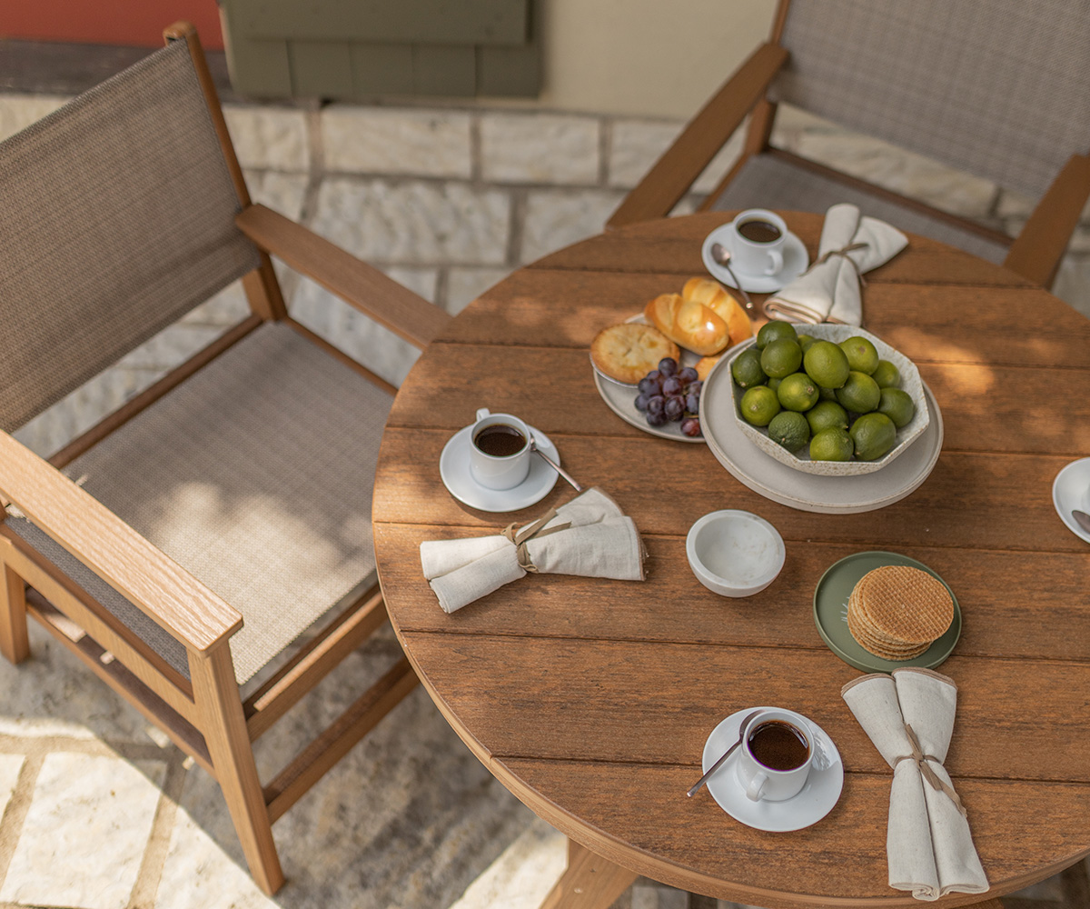 Harbor 48" Round Table - Image 4