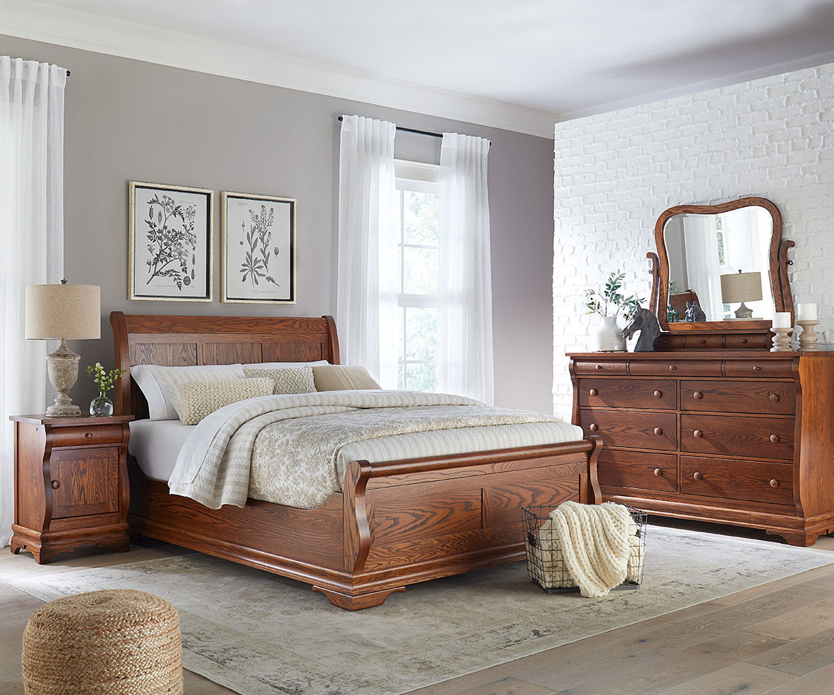 Chippewa Sleigh 5 Drawer Chest - Image 2